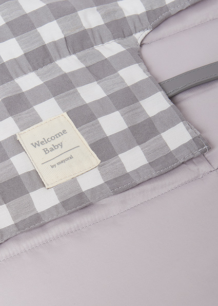 MAYORAL Cambiador con bolsillos beb� Vichy Charcoal