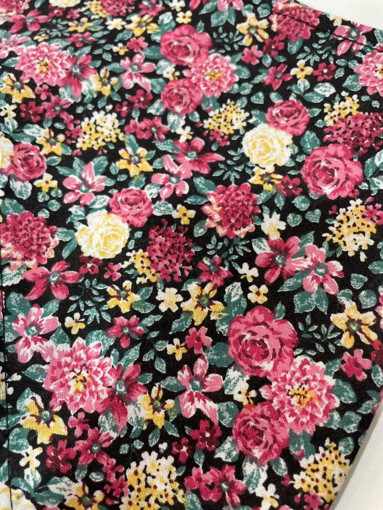 TRAJE DE PASTORA NEGRO